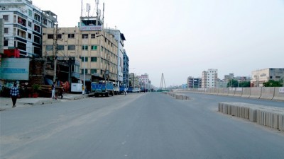 কারফিউর মতো লকডাউন চাই