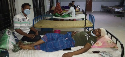 সিরাজদিখানে প্রতিপক্ষের হামলায় হাসপাতালে কাতরাচ্ছে সজীব দাস, মামলা নিচ্ছে না পুলিশ