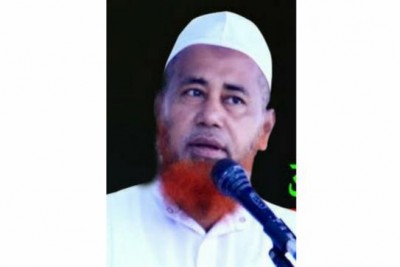 সহিংসতাকারীদের বিচার চেয়ে হেফাজত নেতার পদত্যাগ