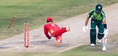 জিম্বাবুয়ের কাছে নতুন লজ্জা পাকিস্তানের