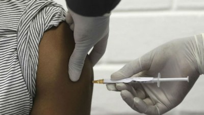 টিকা মজুদ পৌনে ১৬ লাখ, দ্বিতীয় ডোজের অপেক্ষায় আছেন ৩০ লাখ