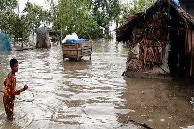 বৃষ্টি হতে পারে আজও, ৩ নম্বর সংকেত বহাল বৃষ্টি হতে পারে আজও, ৩ নম্বর সংকেত বহাল
