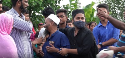 মাদারীপুরে সড়ক দুর্ঘটনায় নিহত ২, আহত একজন মাদারীপুরে সড়ক দুর্ঘটনায় নিহত ২, আহত একজন