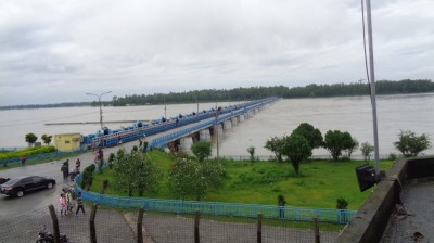 বিপদসীমা ছুঁই ছুঁই তিস্তার পানি, আতঙ্কিত চরের মানুষ বিপদসীমা ছুঁই ছুঁই তিস্তার পানি, আতঙ্কিত চরের মানুষ