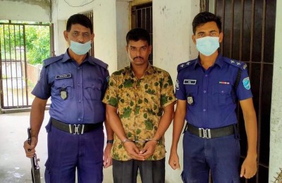 লৌহজংয়ে ২০০ পিস ইয়াবাসহ কারবারি গ্রেফতার লৌহজংয়ে ২০০ পিস ইয়াবাসহ কারবারি গ্রেফতার