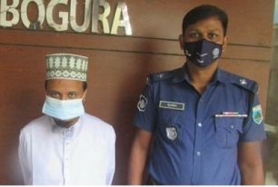 শিবগঞ্জে ২য় স্ত্রীর মামলায় স্বামী গ্রেফতার শিবগঞ্জে ২য় স্ত্রীর মামলায় স্বামী গ্রেফতার