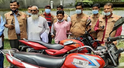 বাগেরহাটে চার বছর আগে চুরি হওয়া তিনটি মোটরসাইকেল উদ্ধার, গ্রেপ্তার দুই বাগেরহাটে চার বছর আগে চুরি হওয়া তিনটি মোটরসাইকেল উদ্ধার, গ্রেপ্তার দুই