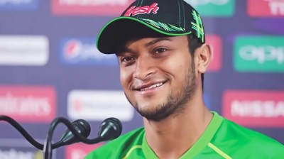 ভক্তদের সতর্ক করলেন সাকিব