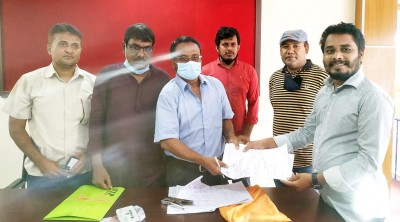 মেহেরপুর প্রেস ক্লাবের দ্বি-বার্ষিক নির্বাচনে মনোনয়নপত্র দাখিল মেহেরপুর প্রেস ক্লাবের দ্বি-বার্ষিক নির্বাচনে মনোনয়নপত্র দাখিল