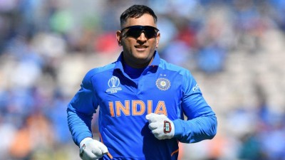 টি-টোয়েন্টি বিশ্বকাপে ফের ভারতীয় দলে ধোনি টি-টোয়েন্টি বিশ্বকাপে ফের ভারতীয় দলে ধোনি