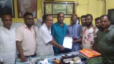 শিবগঞ্জে ইউপি নির্বাচনে দলীয় আবেদন ফরম উত্তোলন করলেন বেলাল হোসেন শিবগঞ্জে ইউপি নির্বাচনে দলীয় আবেদন ফরম উত্তোলন করলেন বেলাল হোসেন