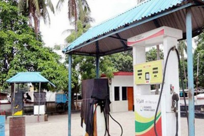 ৬ ঘন্টা করে বন্ধ সিএনজি স্টেশন
