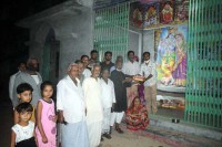 সিরাজদিখান মধ্যপাড়া ইউনিয়নের প্রতিটি মসজিদে ও মন্দিরে দোয়া চেয়ে মিস্টি ও নগদ টাকা বিতরণ সিরাজদিখান মধ্যপাড়া ইউনিয়নের প্রতিটি মসজিদে ও মন্দিরে দোয়া চেয়ে মিস্টি ও নগদ টাকা বিতরণ