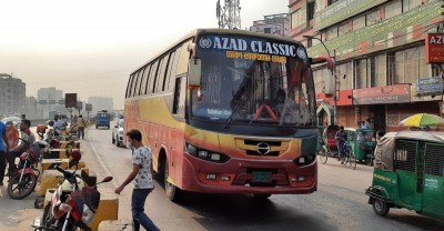 রাজধানীতে ঢুকছে বাইরের অসংখ্য বাস, লোকাল বাসে ভাড়ার নৈরাজ্য রাজধানীতে ঢুকছে বাইরের অসংখ্য বাস, লোকাল বাসে ভাড়ার নৈরাজ্য