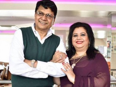 করোনায় আক্রান্ত হয়ে হাসপাতালে আলমগীর, জানালেন রুনা লায়লা করোনায় আক্রান্ত হয়ে হাসপাতালে আলমগীর, জানালেন রুনা লায়লা