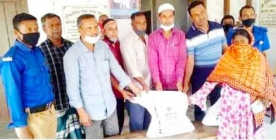 শিবগঞ্জে বুড়িগঞ্জ ইউনিয়নে অসহায়দের মাঝে খাদ্য সহায়তা প্রদান শিবগঞ্জে বুড়িগঞ্জ ইউনিয়নে অসহায়দের মাঝে খাদ্য সহায়তা প্রদান