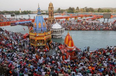 কুম্ভমেলার তীর্থযাত্রীরা যেভাবে ভারতজুড়ে সংক্রমণ ছড়িয়ে দিল কুম্ভমেলার তীর্থযাত্রীরা যেভাবে ভারতজুড়ে সংক্রমণ ছড়িয়ে দিল