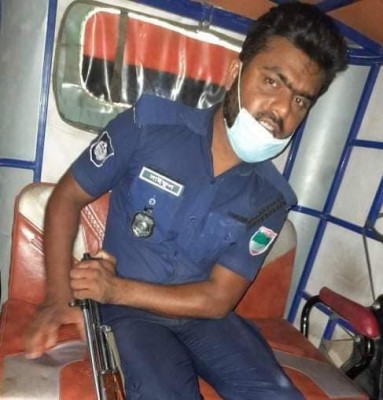 মেহেরপুরে রাইফেল দিয়ে গুলি করে পুলিশ সদস্যের আত্মহত্যা মেহেরপুরে রাইফেল দিয়ে গুলি করে পুলিশ সদস্যের আত্মহত্যা