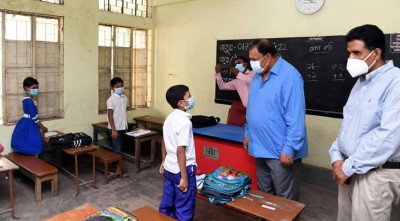 সংক্রমণ ৫ শতাংশের নিচে এলেই শিক্ষা কার্যক্রম পুরোদমে: মন্ত্রী সংক্রমণ ৫ শতাংশের নিচে এলেই শিক্ষা কার্যক্রম পুরোদমে: মন্ত্রী